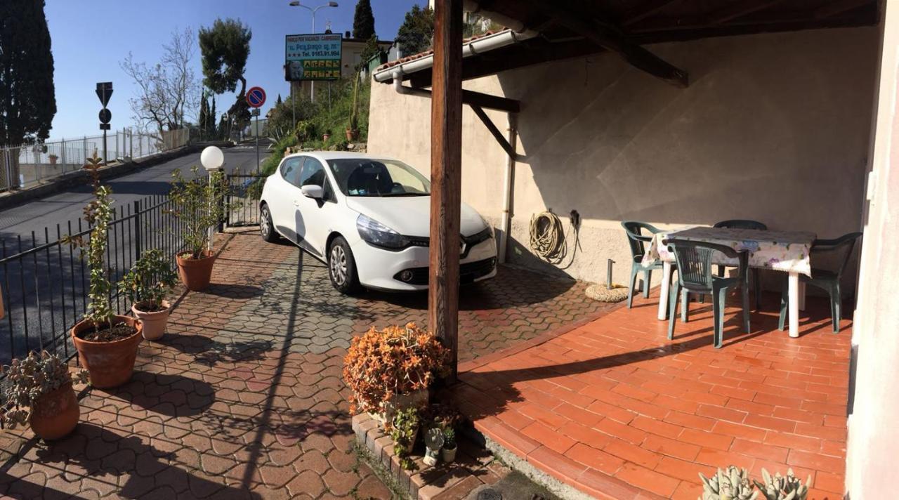 Froggy House Villa San Lorenzo al Mare Exterior photo
